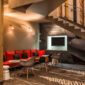 Ibis Montmartre 18ème Hotel Parigi